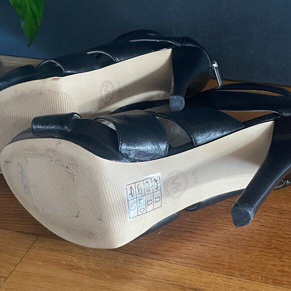 Michael Michael Kors Brena Black Leather Platform Heeled Booties Women’s 8.5M - Picture 10 of 12